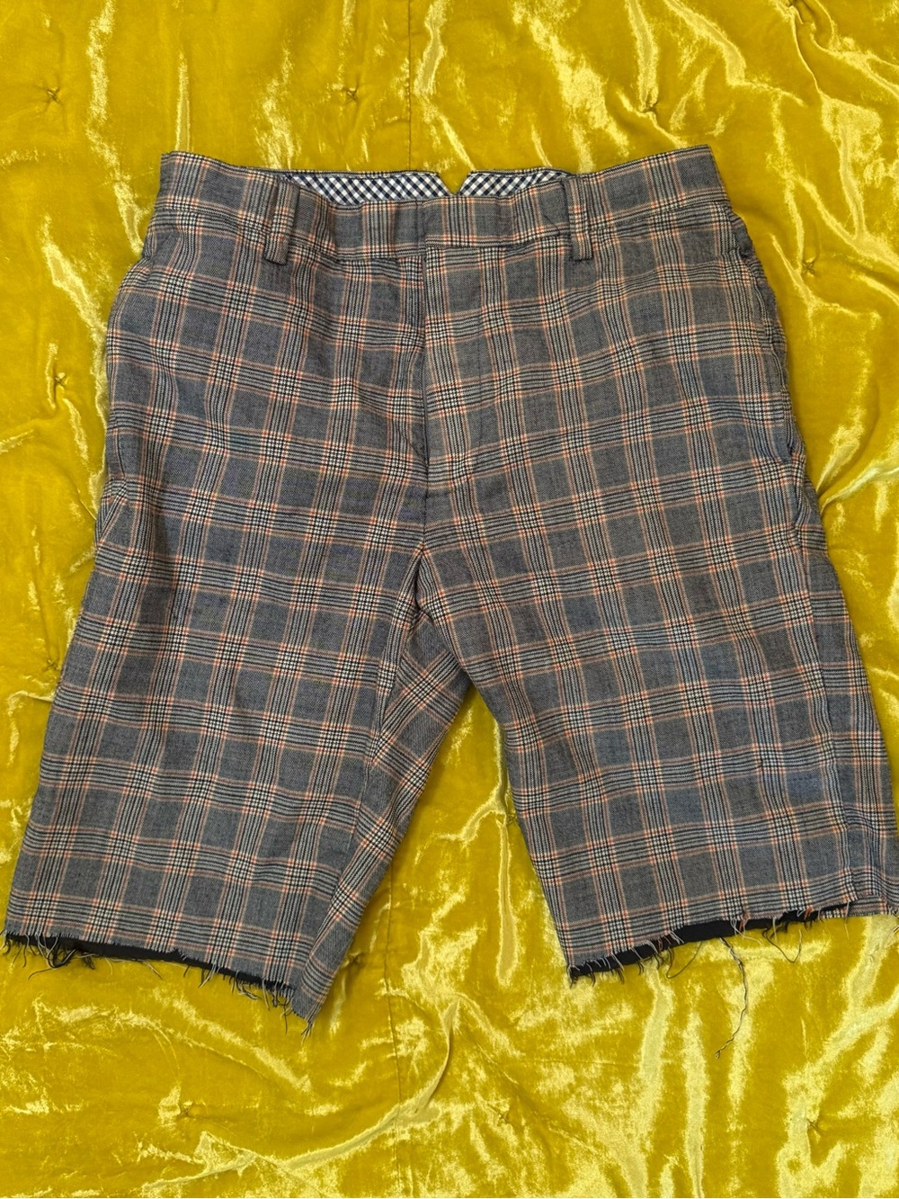 Tre Vero- men’s premium pants cut into shorts! Size: 32 waist.